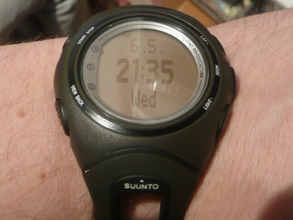 Relógio da marca Suunto — Core / Vertical